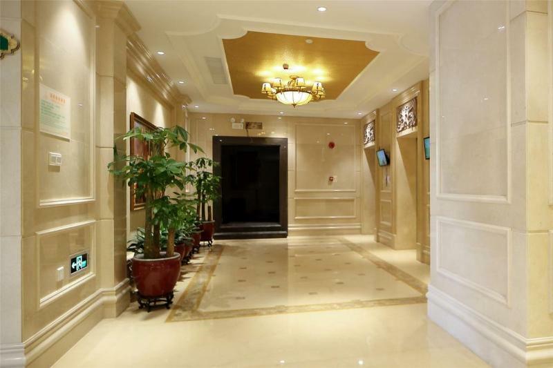 Vienna Hotel Shenzhen Longhua Qinghu Road Экстерьер фото